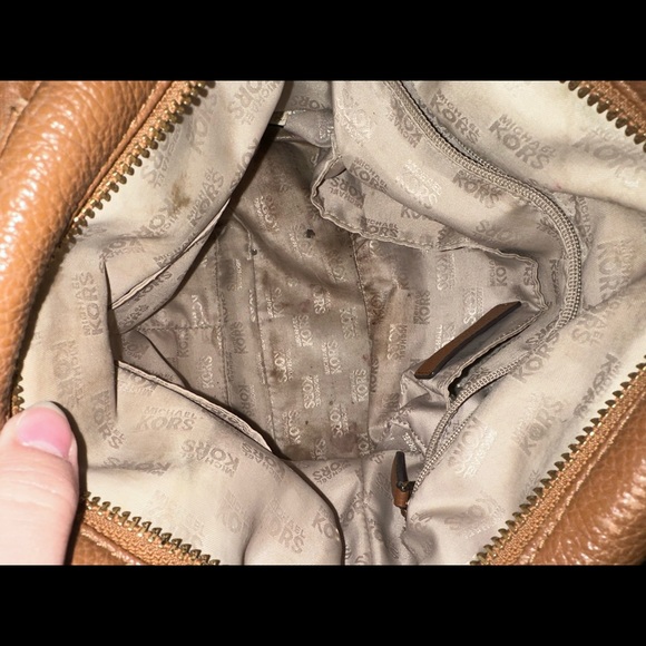 Cute Michael Kors purse! - Picture 5 of 5